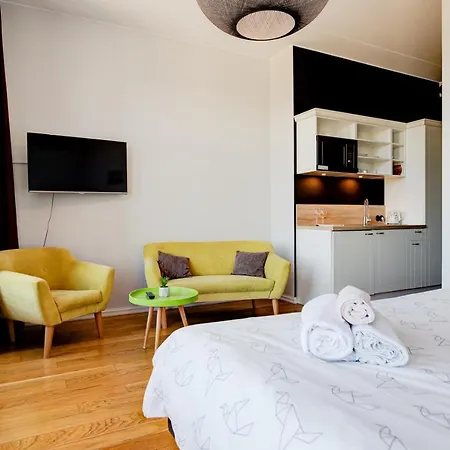 Stylish In Unbeatable Location Apartamento Tallin