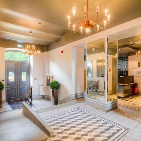 Stylish In Unbeatable Location
