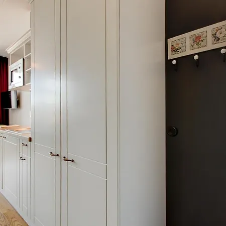 Stylish In Unbeatable Location Apartamento Tallin