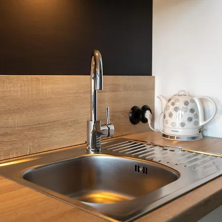Stylish In Unbeatable Location Apartamento *